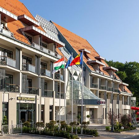 Hotel Crystal Wellness & Spa Superior Sovata Bagian luar foto