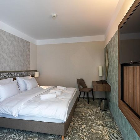 Hotel Crystal Wellness & Spa Superior Sovata Bagian luar foto