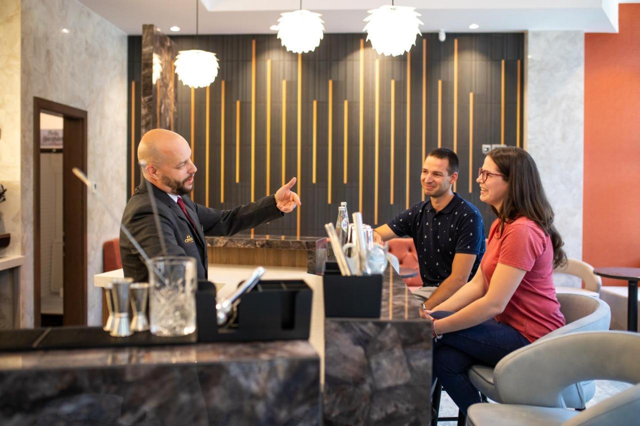 Hotel Crystal Wellness & Spa Superior Sovata Bagian luar foto
