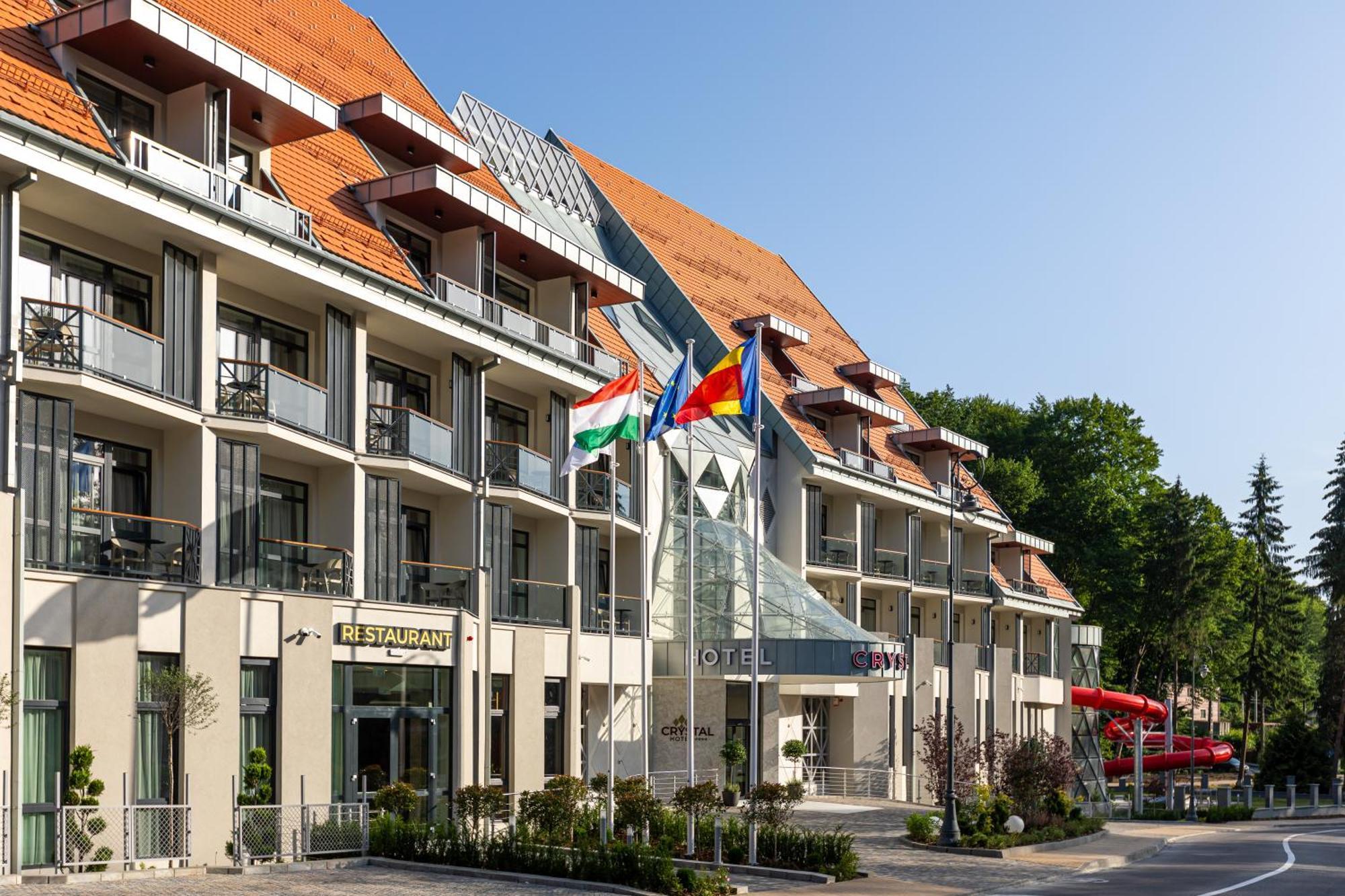 Hotel Crystal Wellness & Spa Superior Sovata Bagian luar foto
