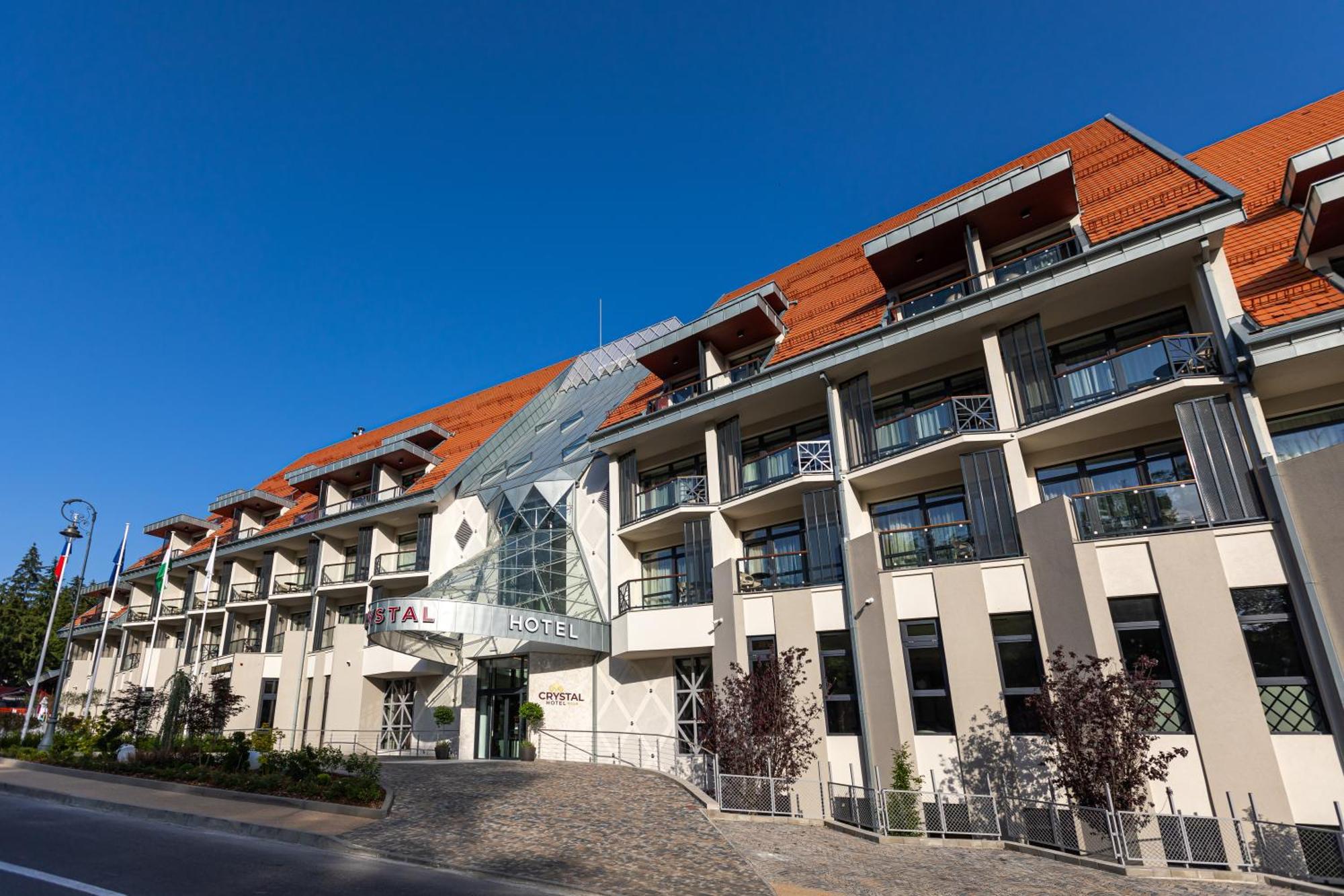 Hotel Crystal Wellness & Spa Superior Sovata Bagian luar foto